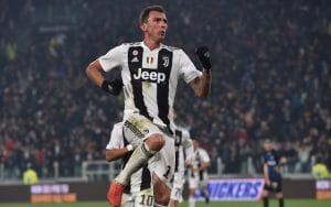 Dove vedere Inter Juventus in streaming in TV arbitro probabili formazioni