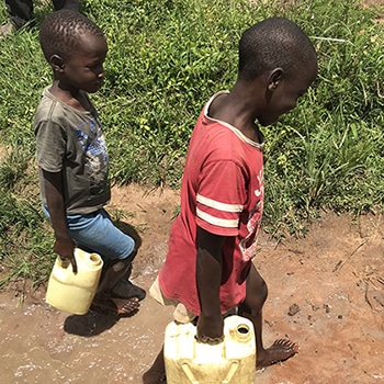 Acqua da bere in Uganda